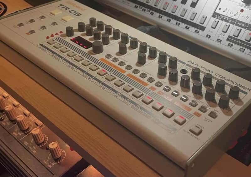 Roland TR-09 Rhythm Composer 2017 - Present - White image 1