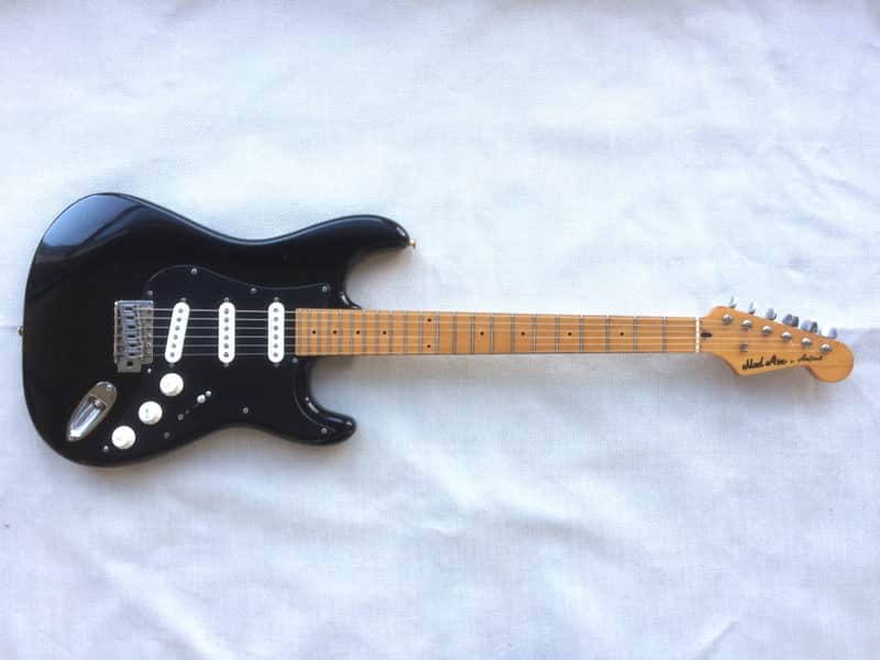 Mad Axe by Aria Pro ll Stratocaster 1990 Black | Reverb Brazil