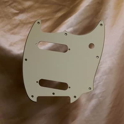Replacement pickguard for Squier Bullet or Sonic Mustang convert to single coils image 8