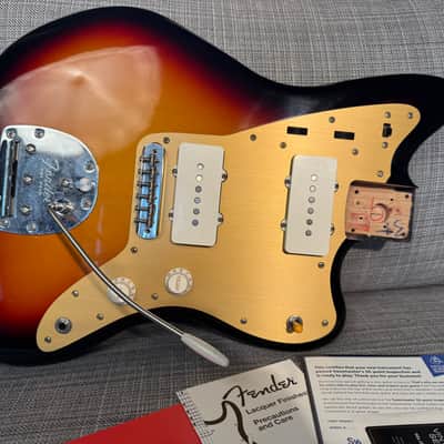 Fender Road Worn Vintera Jazzmaster Loaded Body 2025 - Sunburst image 3