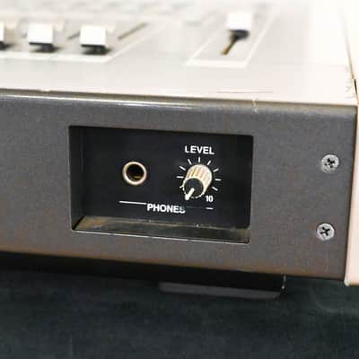 Roland M-400 48-Channel Live Digital Mixing Console CG01WR2 image 11