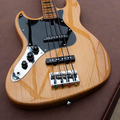 Sire v5  LEFT-HANDED 2nd gen. bass  Alder/ Roasted Maple 4-string image 6
