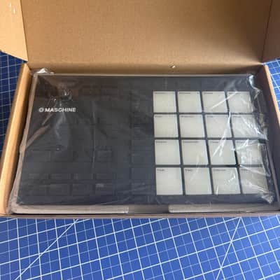 Native Instruments Maschine Mikro MKIII 2017 Black image 5