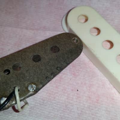 FENDER STRATOCASTER PICKUP 1978 Grey Bottom, meter read 5.81 image 8