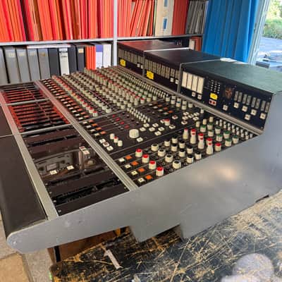 POLYGRAM (Deutsche Grammophon) desk recapped! image 15