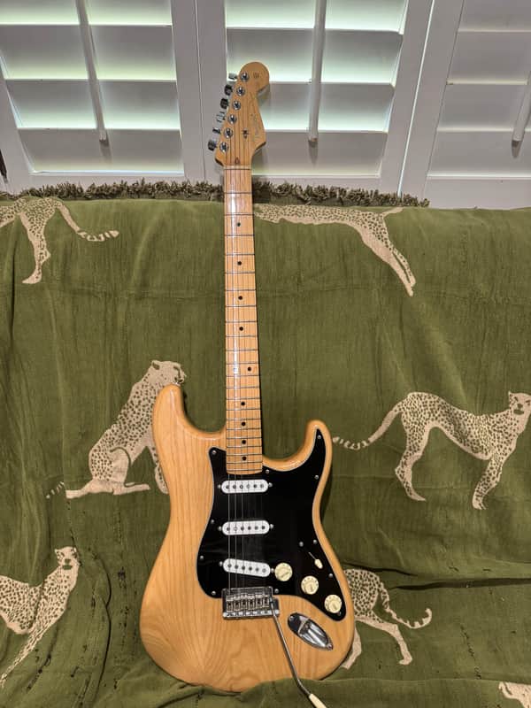 Fender Stratocaster 2017 - Natural Bild 1