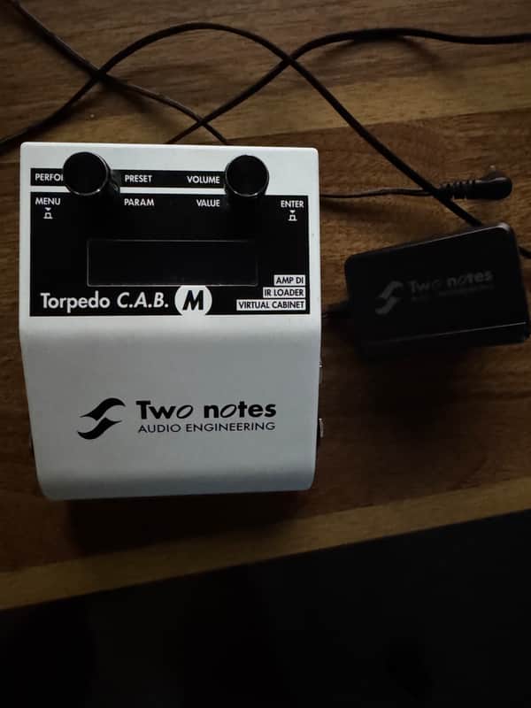 Two Notes Torpedo C.A.B. M+ Speaker Simulator | Reverb