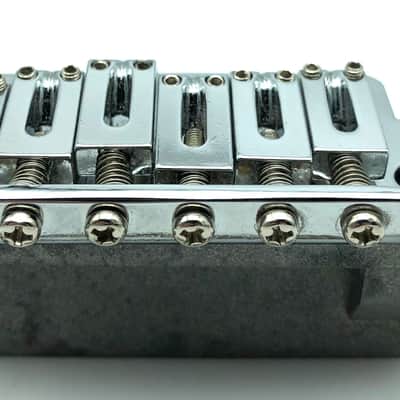 Stratocaster Style Tremolo Vibrato Assembly Chrome image 5