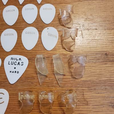 Open your own Case Candy Store with this lot of vintage picks! image 5