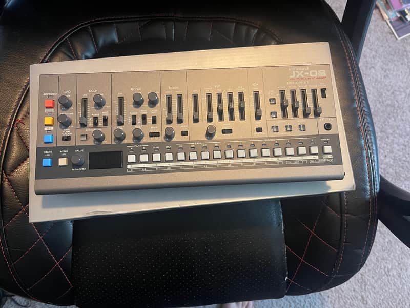Roland JX-08 Boutique Series Polyphonic Synthesizer Module
