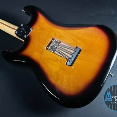 Fender Player Stratocaster - Anniversary 2-Color Sunburst (2024) image 4