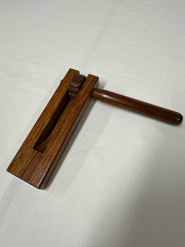 DOBANI Single Wooden Ratchet, RATS, 6" - NEW image 1