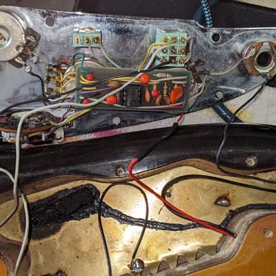 Music Man Sabre 1 1979 (pre-Ernie Ball)- 3 tone burst, all Original, except replaced knobs, ships in Hard Shell Case image 15