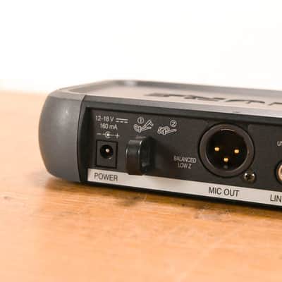 Shure PGX14 Wireless Beltpack System J6 Band - 572-590 MHz (NO PSU) CG010W8 image 8