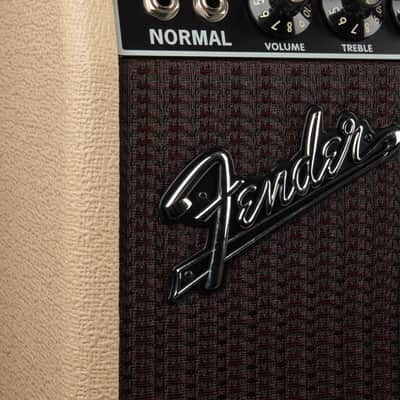 Fender Tone Master Deluxe Reverb Blonde image 4