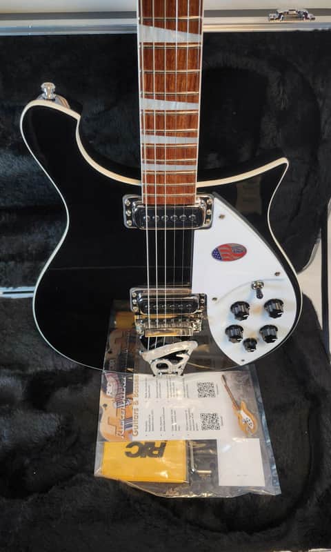 Rickenbacker 620 Jet Glo, Stereo, Gotoh Tuners, Rosewood FB, HSC image 1