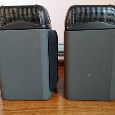 Optimus Pro LX5 bookshelf speakers in excellent condition - 1980's image 3