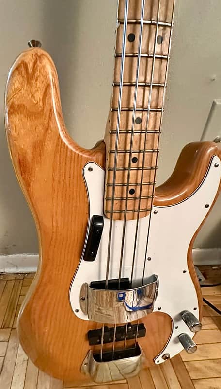 Fender Precision Bass 1975 With Original Case image 1