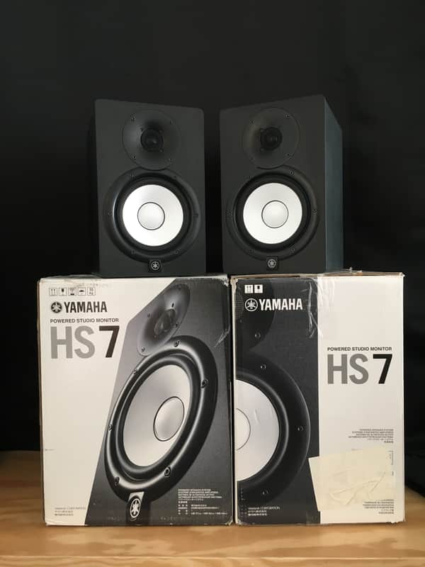 Yamaha HS7 6.5" Powered Studio Monitor Speaker Pair (open) **mint-in-box!! -shipping included!! image 1
