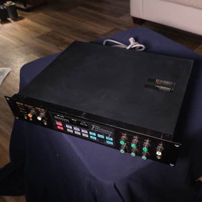 Akai S612 Sampler - Serviced