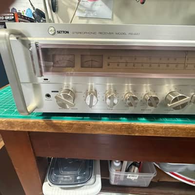 Setton RS220 1976 - Wood case silver front image 2