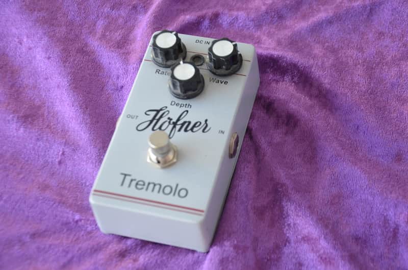 Hofner Vintage Analog Tremolo Pedal * rare model for the Hofner collector * many cool authentic tremolo/vibrato sounds of the 1960/70s*excellent condition* image 1
