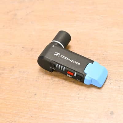 Sennheiser AVX Digital Wireless System (NO MICROPHONE) CG0102V image 7