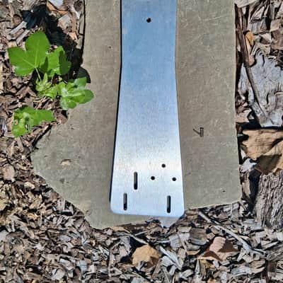 Trick Pro-1V Bigfoot Baseplate 2015 - Silver image 6