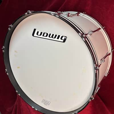 Ludwig Classic Maple 26” Marching Bass Drum 26” x 14” - White image 11