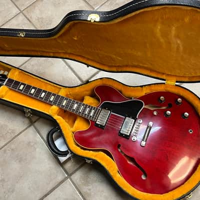 2026 Gibson Custom 1964 ES-335 Reissue VOS Sixties Cherry image 10