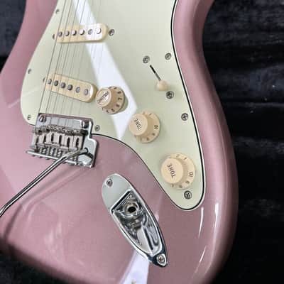 Fender Vintera '60s Stratocaster Modified with Pau Ferro Fretboard 2019 - 2023 - Burgundy Mist Metallic image 4
