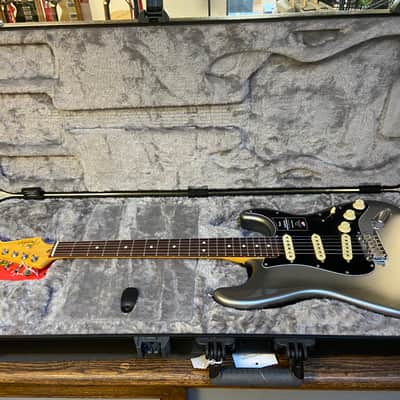 New Old Stock Fender American Professional II Stratocaster Mercury, Rosewood Fretboard with Hardshell Case image 3