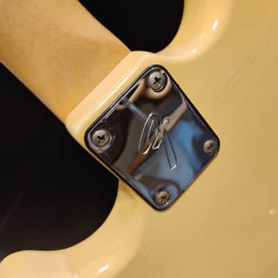 1977 Fender Musicmaster - Olympic White image 6