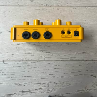 Kernom Moho Fuzz 2023 - Present - Yellow image 4