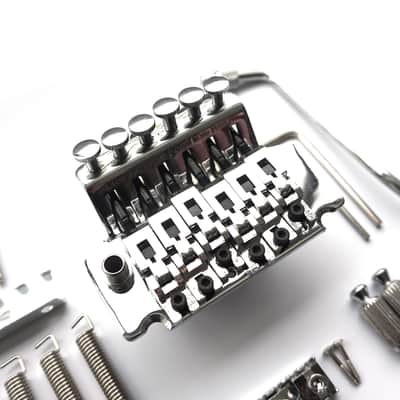 Floyd Rose Licensed Tremolo System - Double locking - Full Kit - Chrome image 6