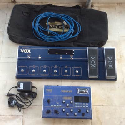 Vox Tonelab & Vox VC-12 pedalboard & case image 5