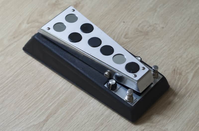 Ibanez WAU FUZZ