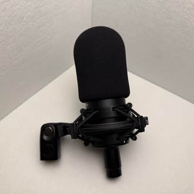 Audio-Technica AT2035 Large Diaphragm Cardioid Condenser Microphone 2010s - Black image 2