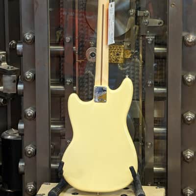 Fender American Performer Mustang, Vintage White image 4