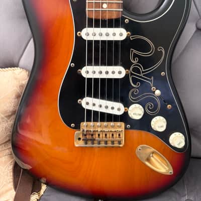 Fender Stratocaster SRV 1993 /w case image 2