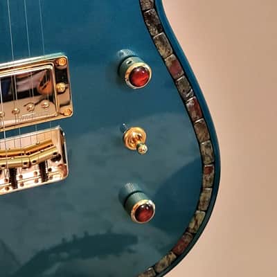 CUSTOM DESIGNED & CRAFTED TELE STYLE IN GREEN METALLIC FINISH WITH STONES -SERIAL #074 -2025 image 6