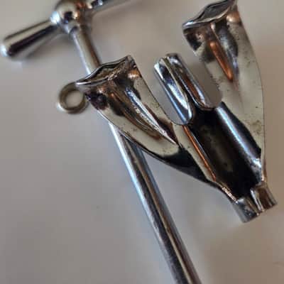 Ludwig faucet head bass T-rod w/claw 60's,6.5" image 5