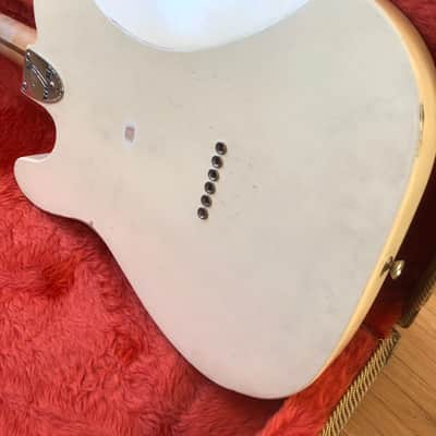 Fender Deluxe Vintera Road Worn Nitro finish  2020 - Nitro image 6