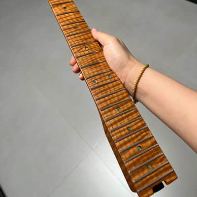 AAAAA Suhr Bone nut Roasted flame Maple Electric Guitar Neck Round stainless steel 22 frets satin Wheel truss rods 12inch image 7