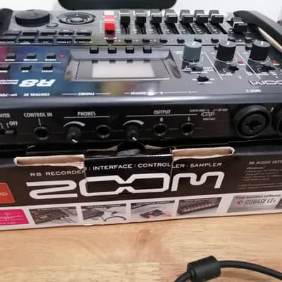 ZOOM R8 Multitrack Recorder, Sampler & Audio Interface with Drum Machine @ M-Audio Focusrite R24 Korg Rode Shure image 2