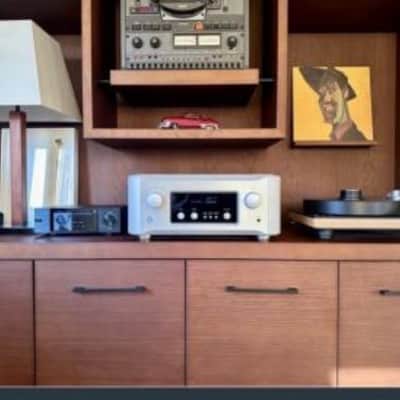 Esoteric F07 integrated amplifier image 2