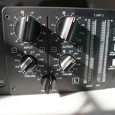 HUM Audio LAAL - Lookahead Analog Limiter - MINT - w/ Mogami XLR cables as extra - Original owner image 2