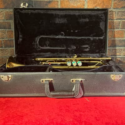 Holton USA Trumpet-Brass-Just Serviced! image 4