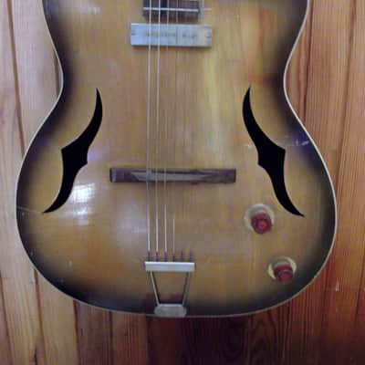 Di Mauro Gipsy/Manouche Jazz with magnetique pickup 1950-60s - Sunburst image 3