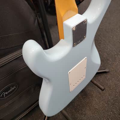 Fender Vintera III Early '60s Stratocaster Sonic Blue, Dlx Gig-Bag! image 11